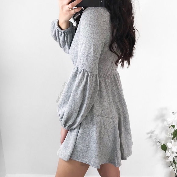 Soft & cozy gray wrap sweater mini dress - Picture 4 of 4
